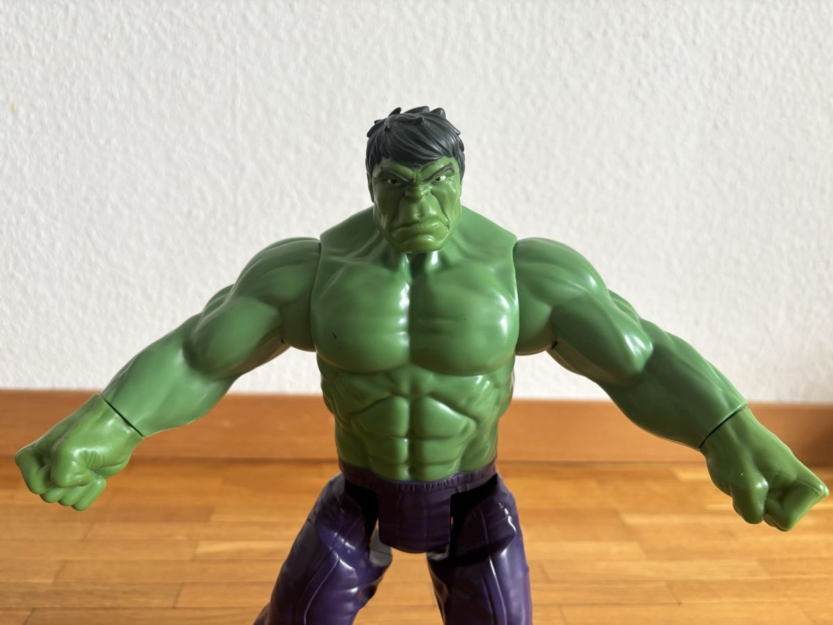Hasbro Figurines: Avengers Hulk figurine - Hasbro – D'occasion à Chêne-Bougeries par CeliaMate 2