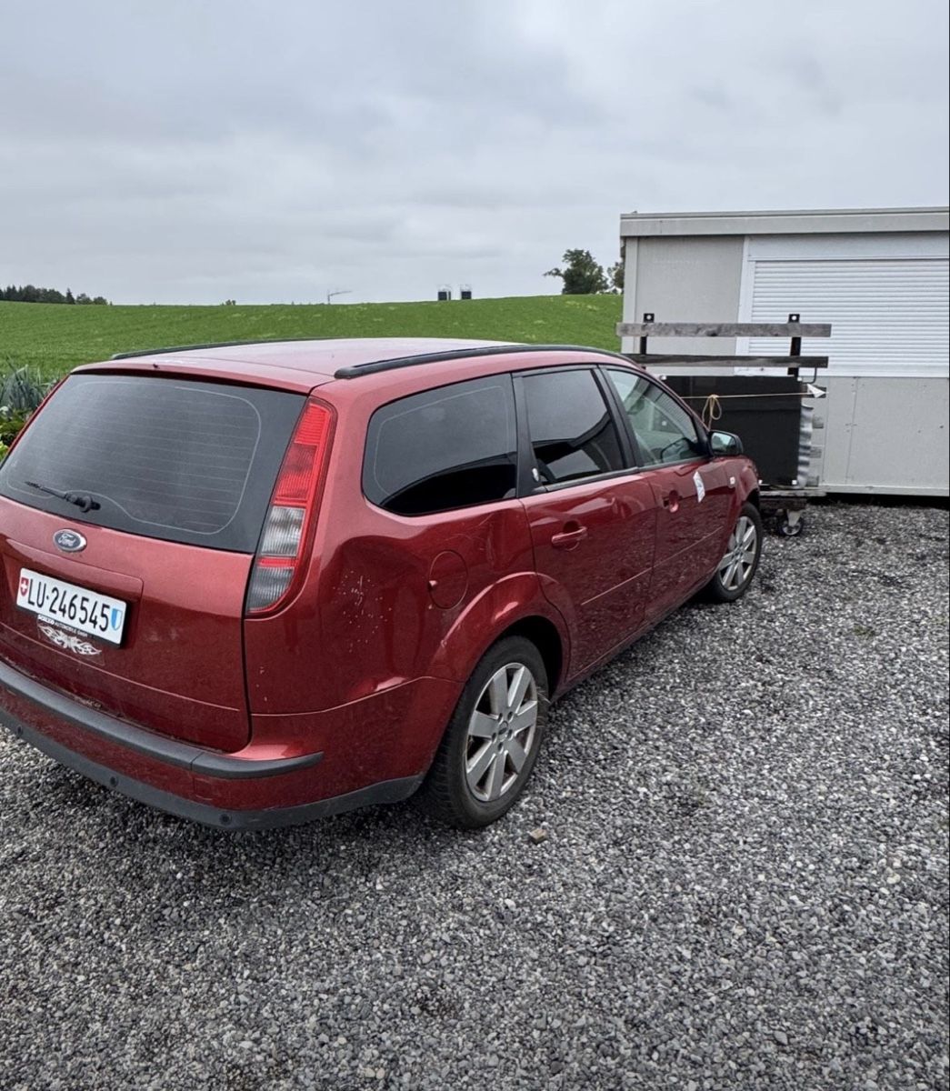 Ford Automobili: Ford fokos – Usato da Ruswil venduto da lus_5mck 6