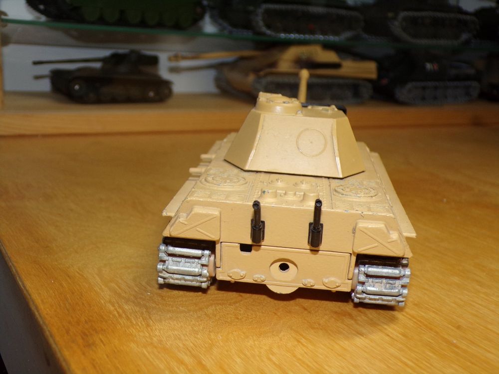 Miniature Panther 6 Solido – Char Militaire Vert échelle 1/50 – Collection 1973