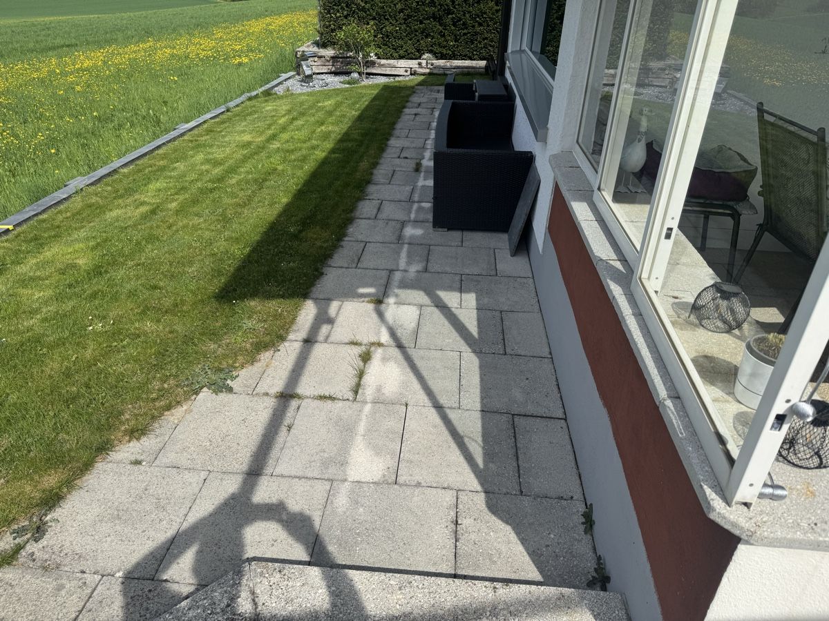 Rivestimenti per pavimenti: Gartenplatten 50x50x4 – Usato da Nassenwil venduto da Wiessner 1