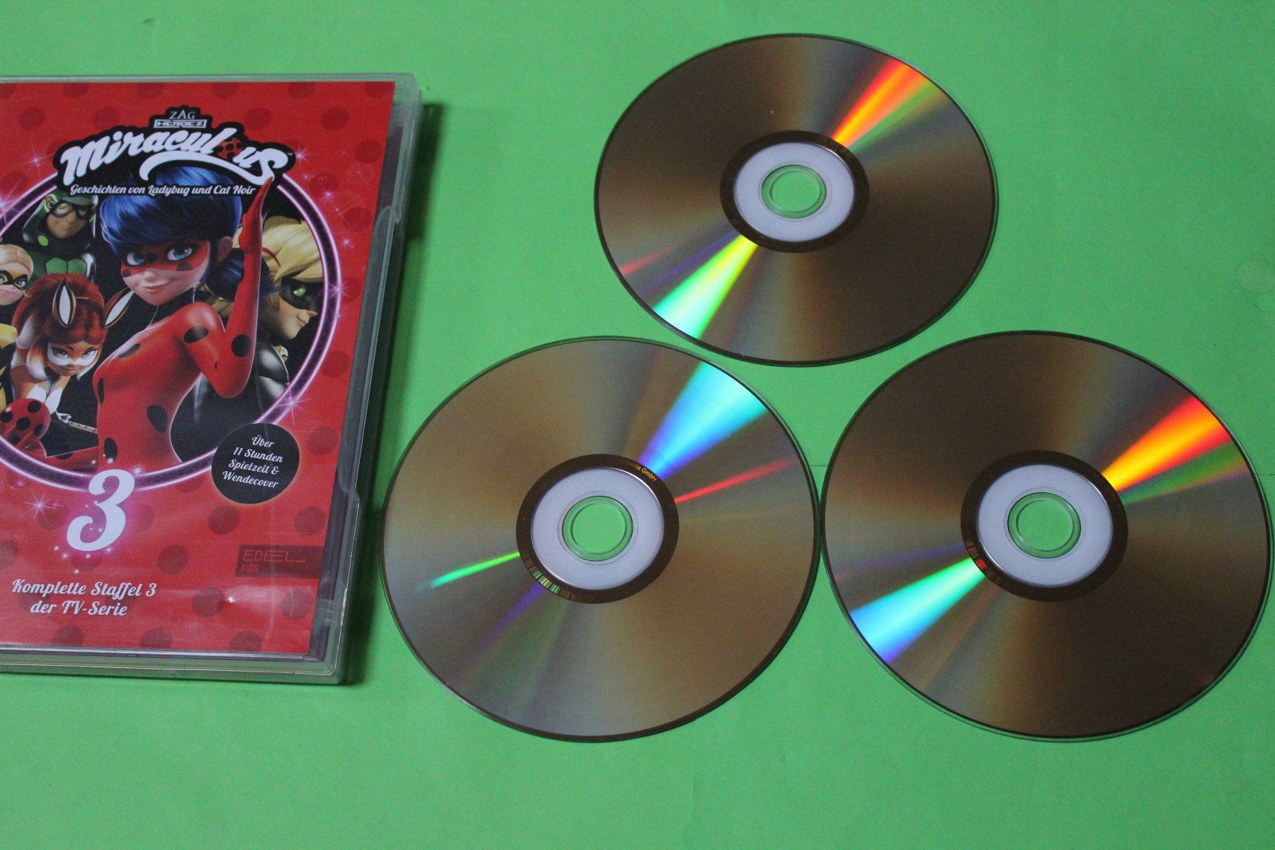 Tutti i DVDs: MIRACULOUS Ladybug & Cat Noir Staffel 3 3DVD – Usato da Tübach venduto da JamesStone 6