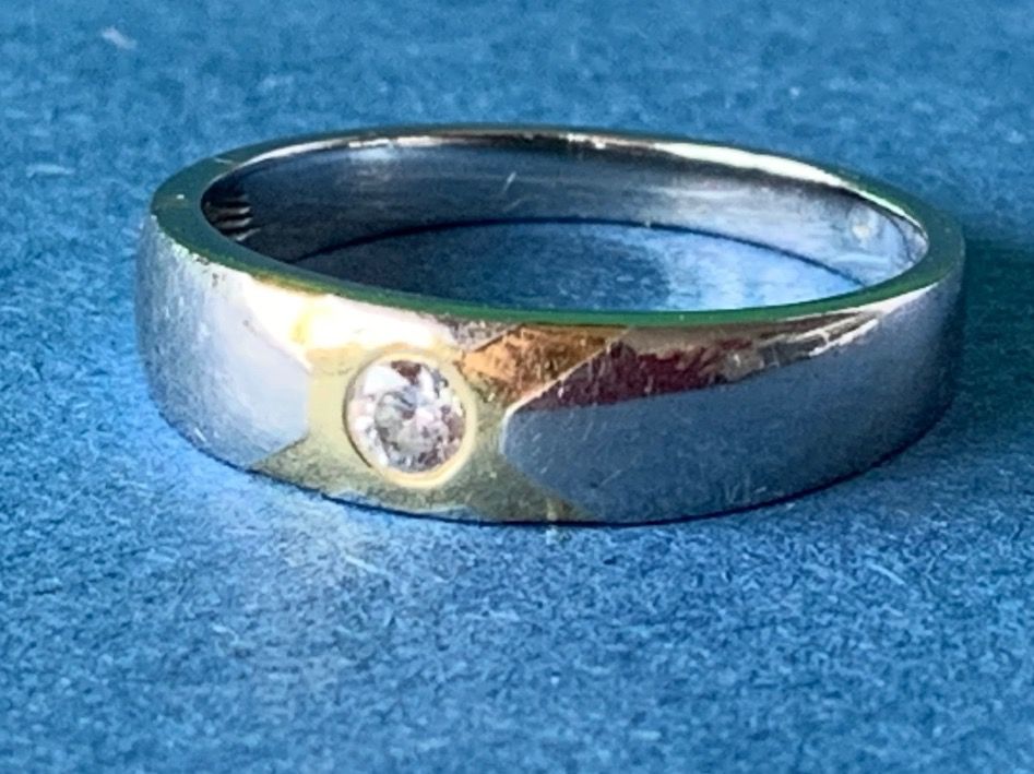 Anelli: Silberring mit Goldkreuz (55) – Usato da Laufen venduto da Bellebellezza 5