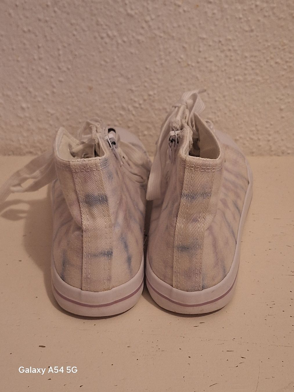 Scarpe per ragazze: Sneaker Gr. 35, für Mädchen – Usato da Richterswil venduto da C011 4