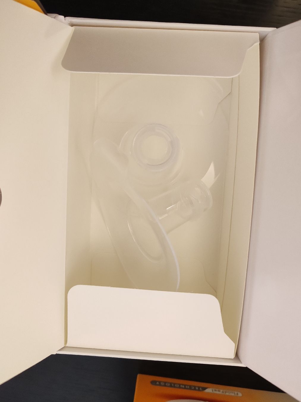 Medela Accessori per l’allattamento: Medela Magic InBra - portable double breast pump – Nuovo (secondo la descrizione) da Bern venduto da PrettyGood 3