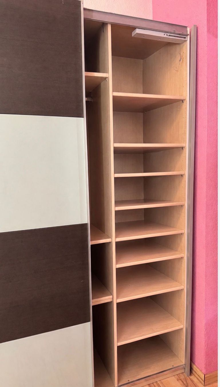 Armoires: Kleiderschrank – D'occasion à Bettlach par Crita 2