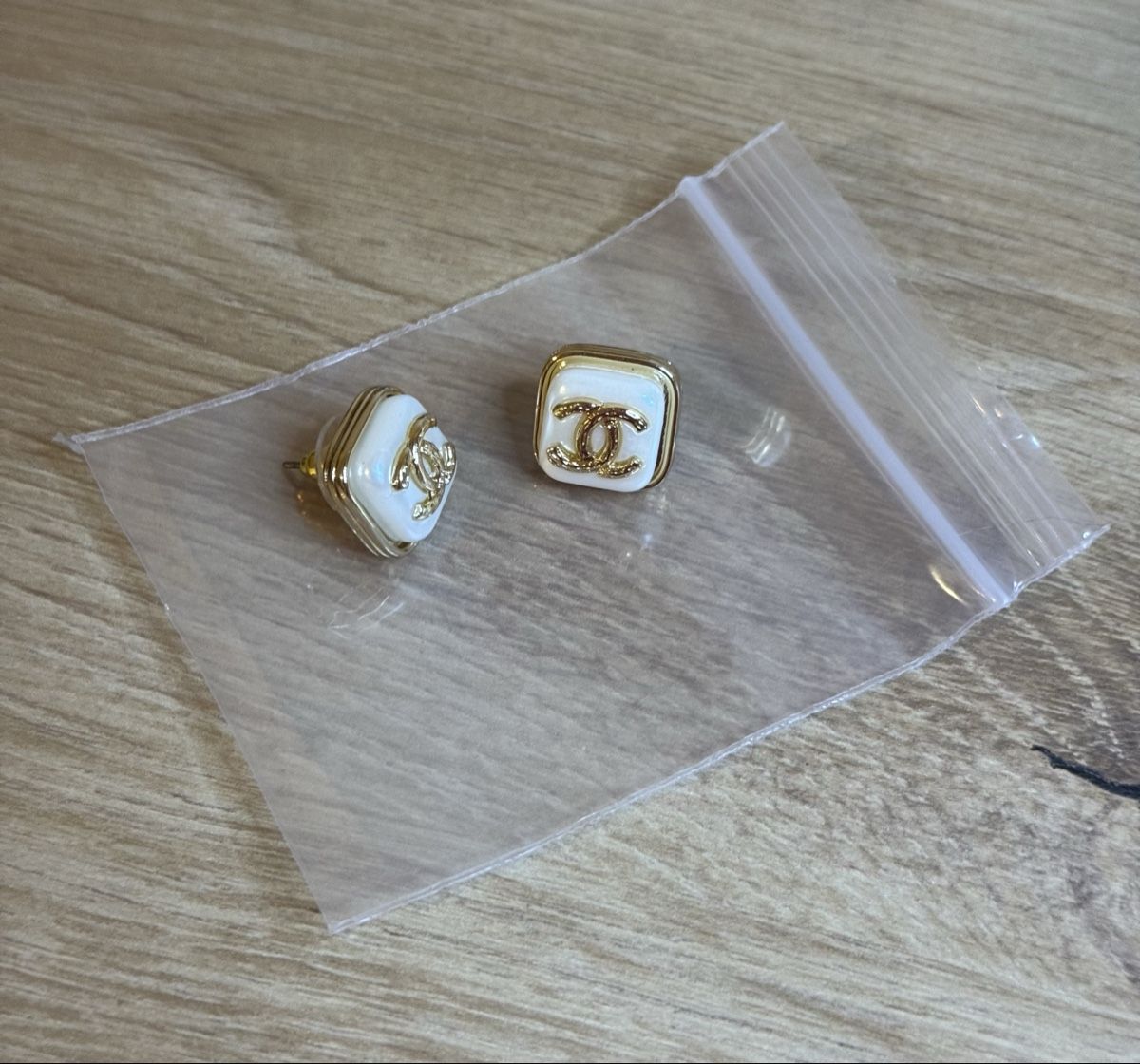 Chanel Boucles d'oreille: Boucles d’oreilles – Neuf (Voir description) à Châtel-St-Denis par Montclair_Swiss 3