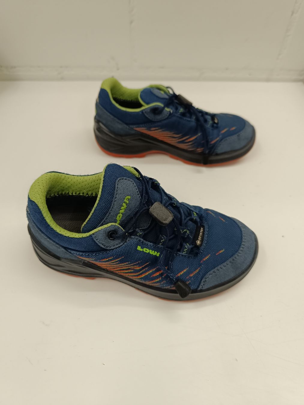 Lowa Chaussures garçon: Lowa Trekkingschuhe Gr. 31 – D'occasion à Ehrendingen par Cheronimo2 1