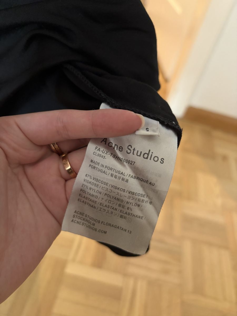 Acne Studios T-Shirts: T shirt Acne Studios – Gebraucht aus Basel von shi_mn8p 2