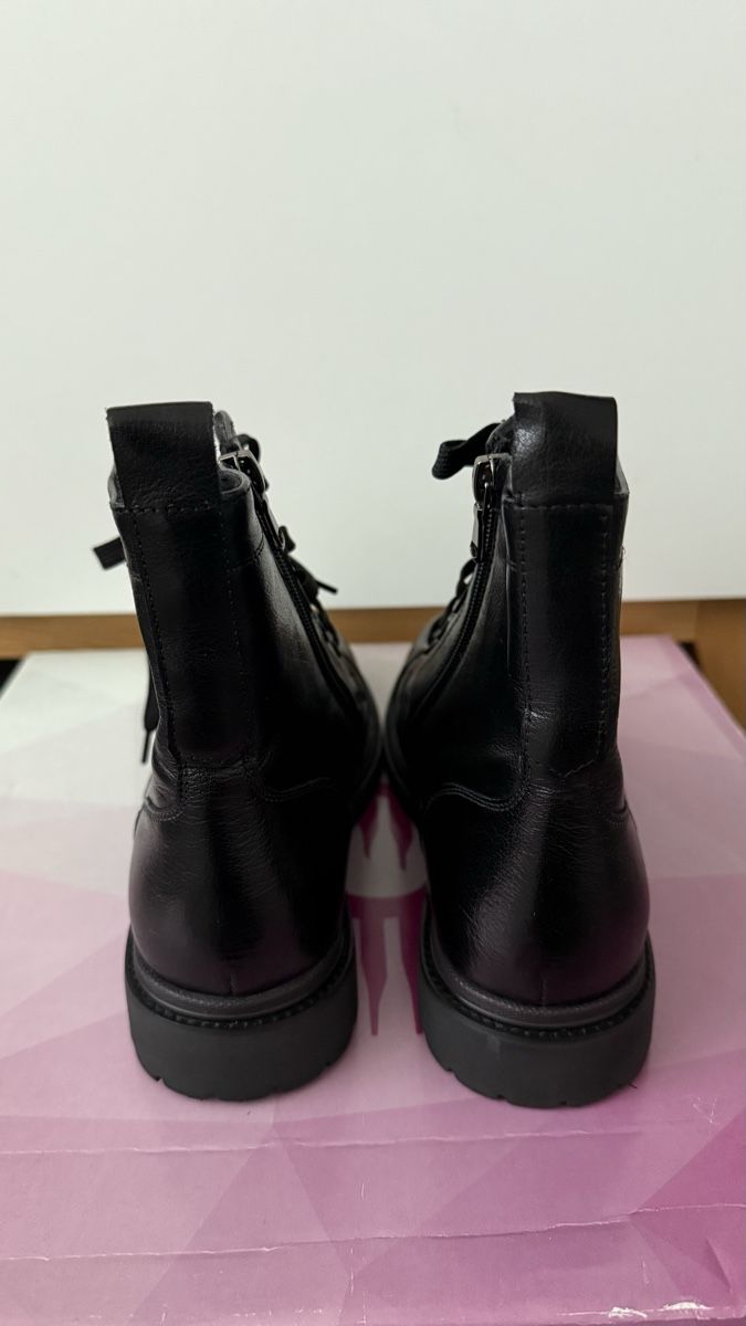 Scarpe da donna: Leder Herbst-Winter Schuhe Gr. 38 – Nuovo (secondo la descrizione) da Urdorf venduto da liska55 1