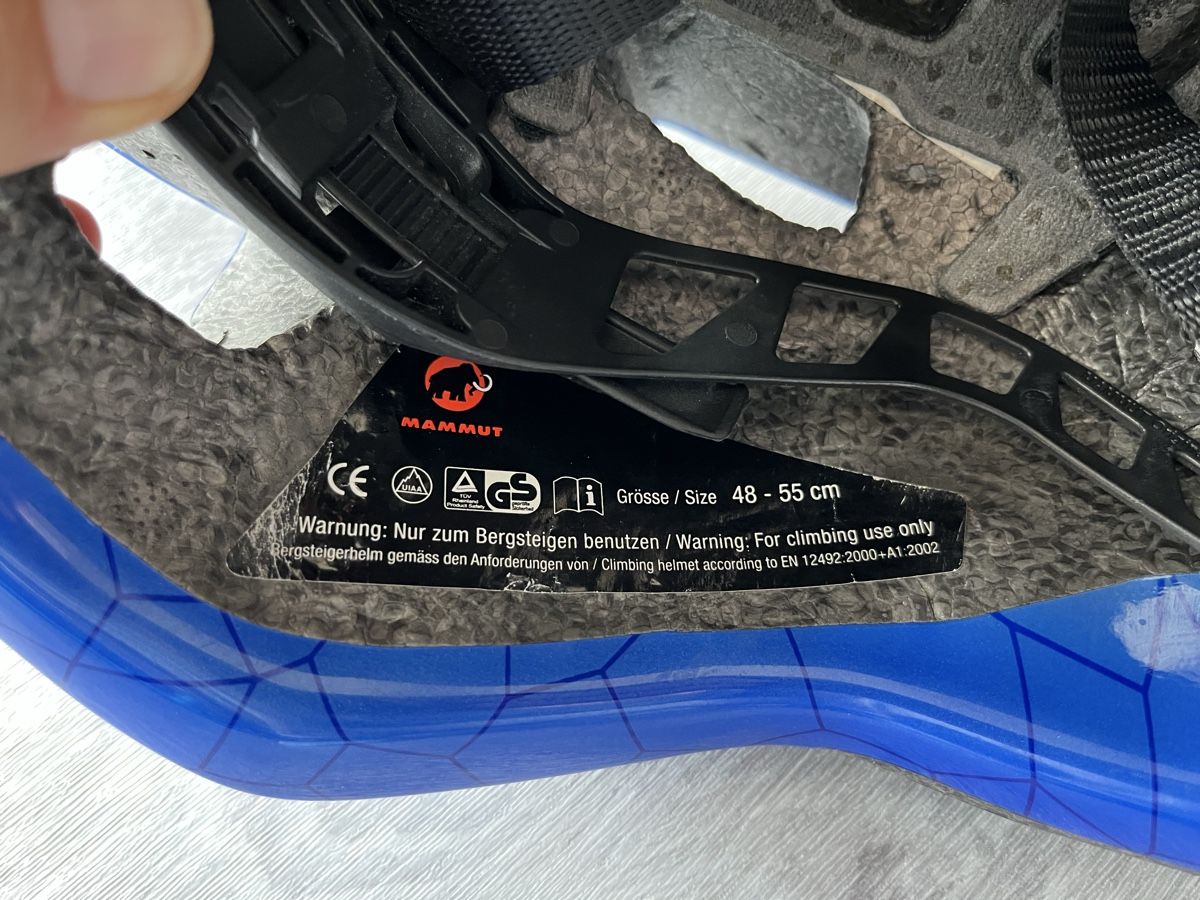 Mammut Caschi: Kinder Kletterhelm Mammut Gr. 48-55 cm – Usato da Schaffhausen venduto da chwiener 3
