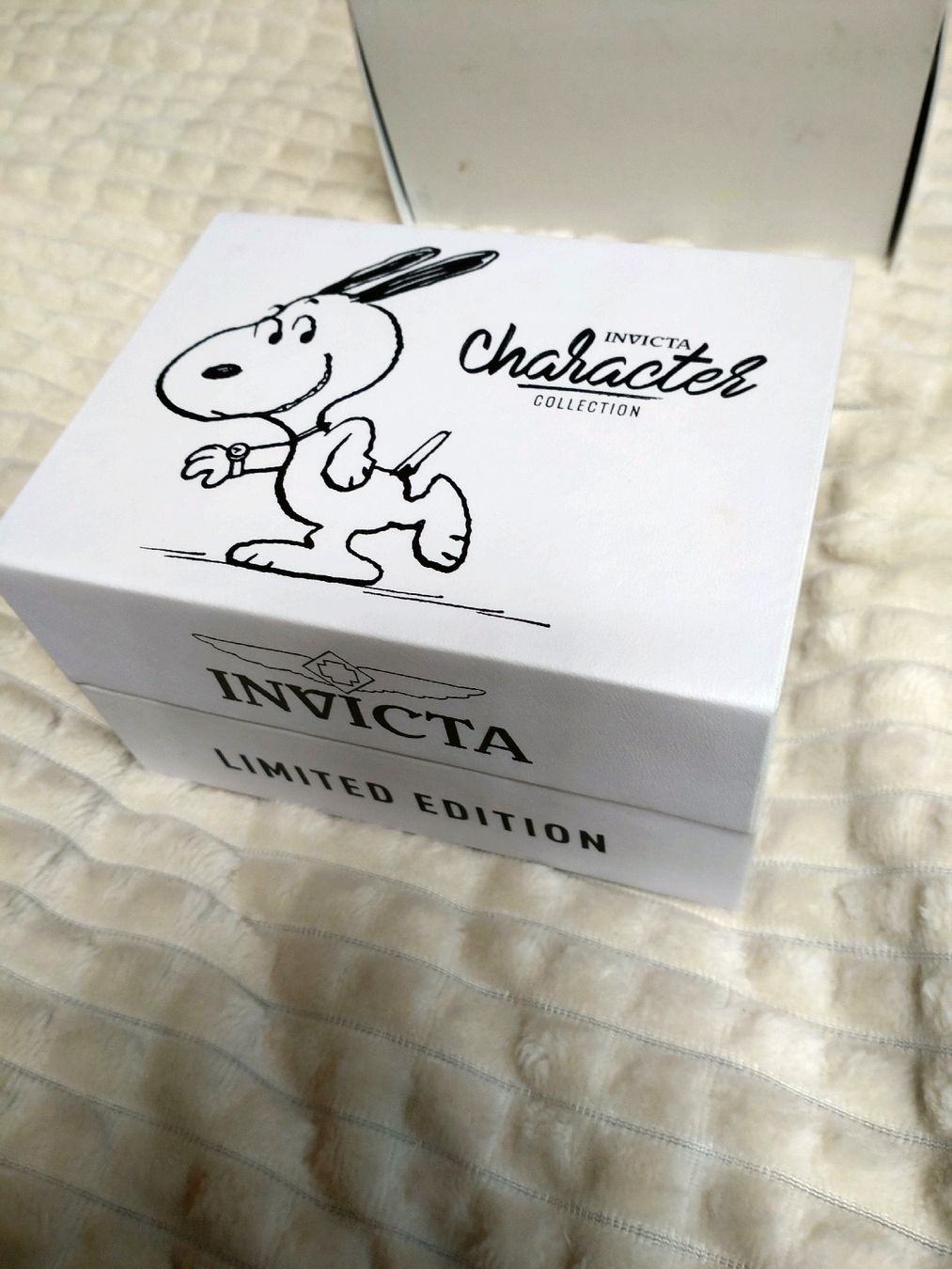 Invicta Orologi: Invicta Character Collection Snoopy Limited Edition – Usato da Buttikon SZ venduto da Snowman6381 2