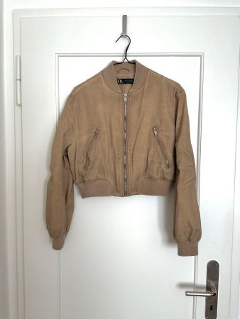 Cropped Jacke von ZARA
