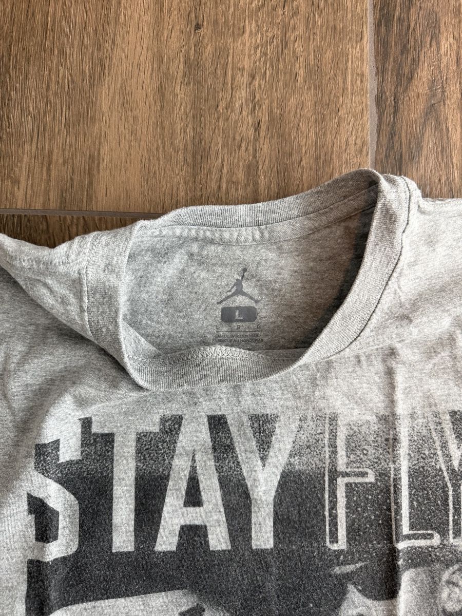 Jordan T-Shirts: Jordan Shirt – Gebraucht aus Ennenda von Glarus18 2