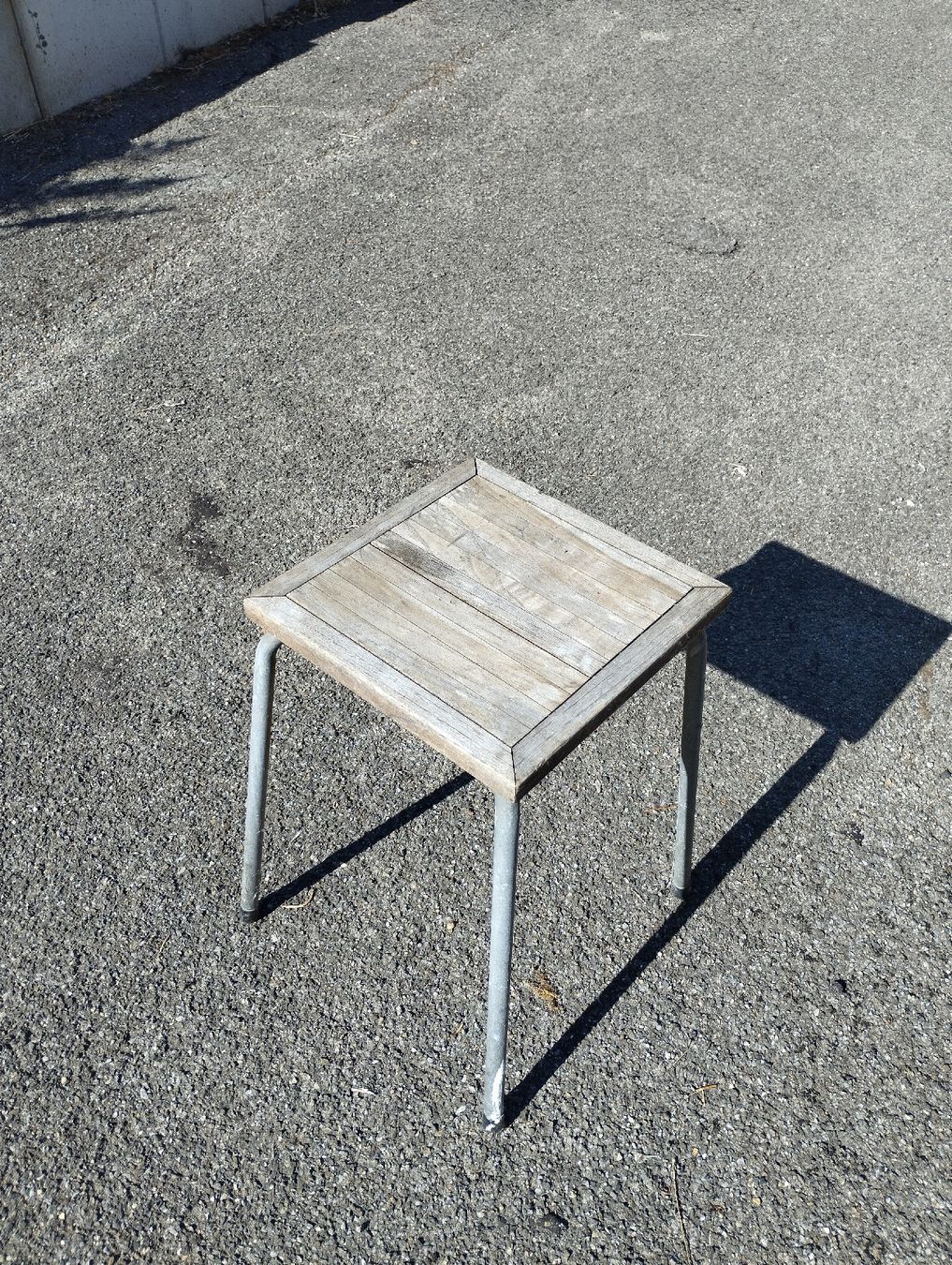 Stühle: Hocker,  Tabourettli, vintage – Gebraucht aus Ostermundigen von Dinge1 2