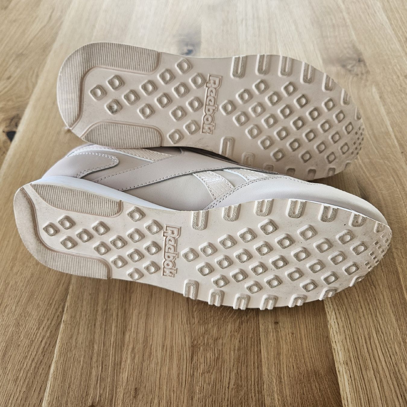 Damenschuhe: Reebok Classic Damen – Gebraucht aus Reinach BL von kauf-ich01 1