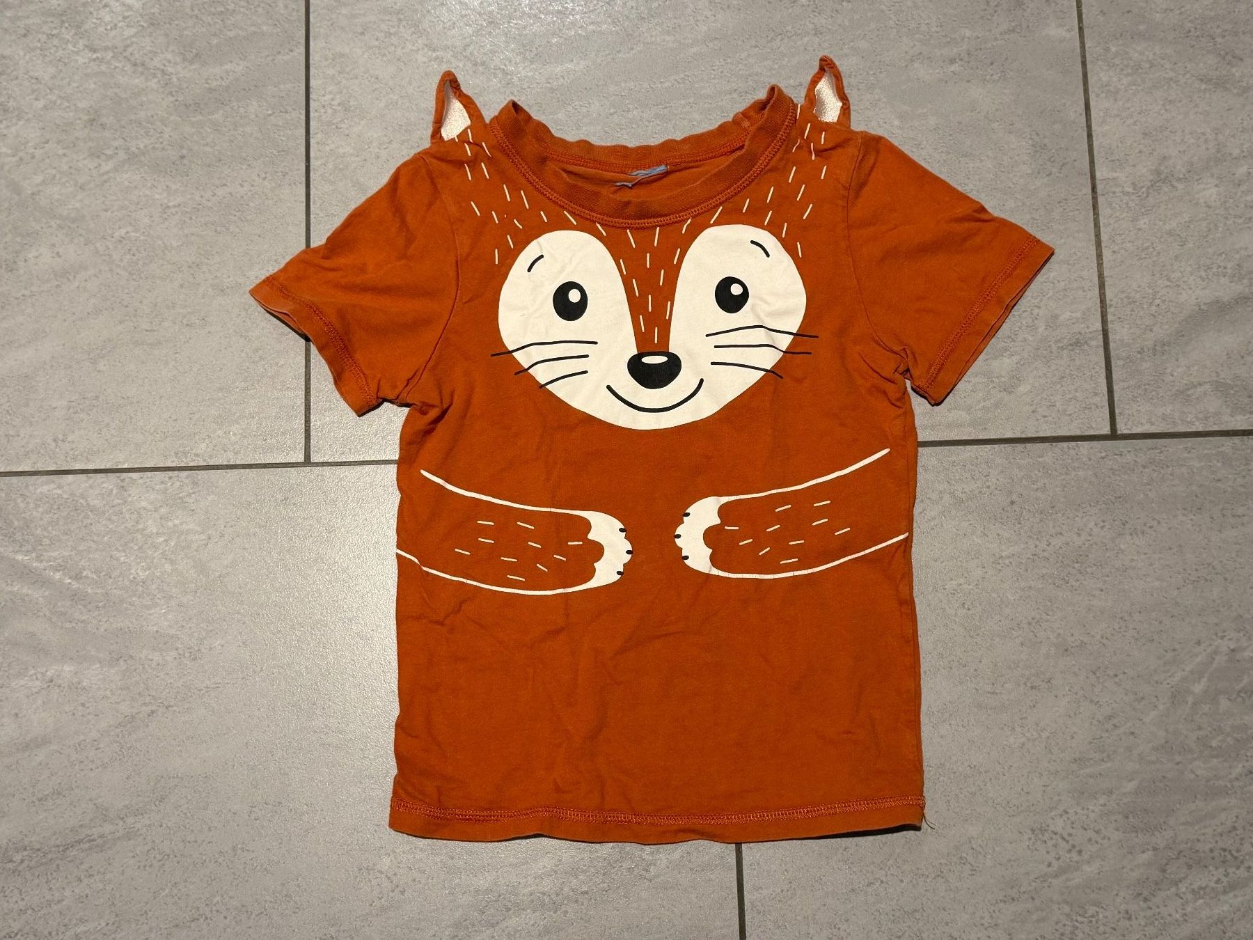 Camicie, T-shirt & Polo: T-Shirt - Grösse 134 – Usato da Bülach venduto da Loredana13