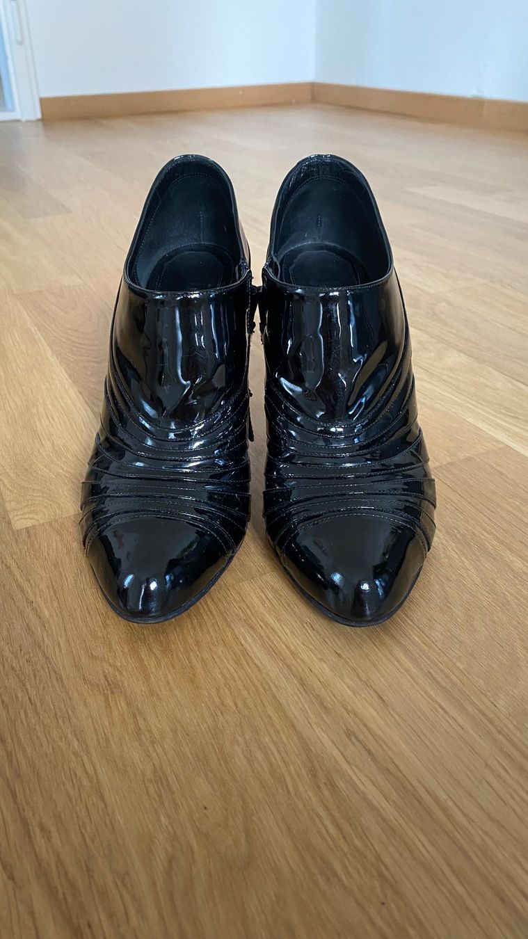 Dior Scarpe da donna: DIOR Stiefeletten Gr. 39 schwarz – Usato da Thalwil venduto da olh_7cpg 1