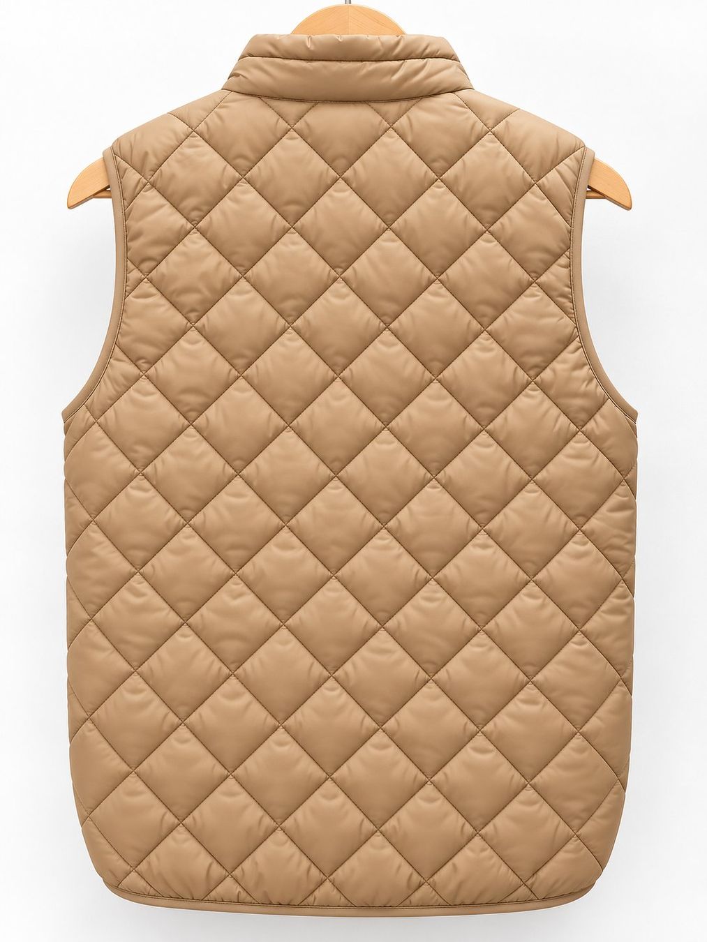 Gilets & Westen: Beige Quilted Vest – Effortless Chic – Neu (gemäss Beschreibung) aus Obfelden von sib_8l25 1