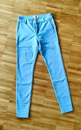 Hosen Mosh Mosh, fast neu