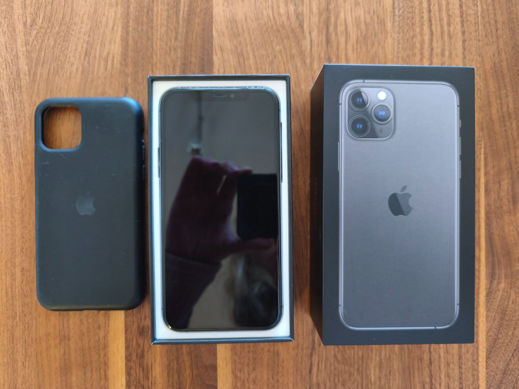 Apple Telefoni cellulari / Smartphones: iPhone 11 Pro 256 GB in OVP – Usato da Roggwil BE venduto da lafleuron 2
