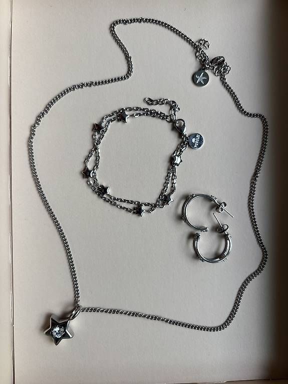 Catenine: PURELEI Star-Earring-Necklace-Bracelet – Usato da Baden venduto da ann_7jjw