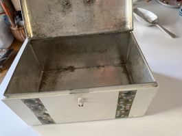 Vintage Blechdose, Keksdose mit Griff - Shabby Chic!