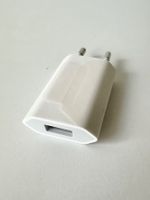 USB Ladeadapter Apple noch in Folie eingepackt