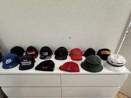 Diverse Kappen und Hüte: Nike, Supreme, Lacoste, Ellesse, 