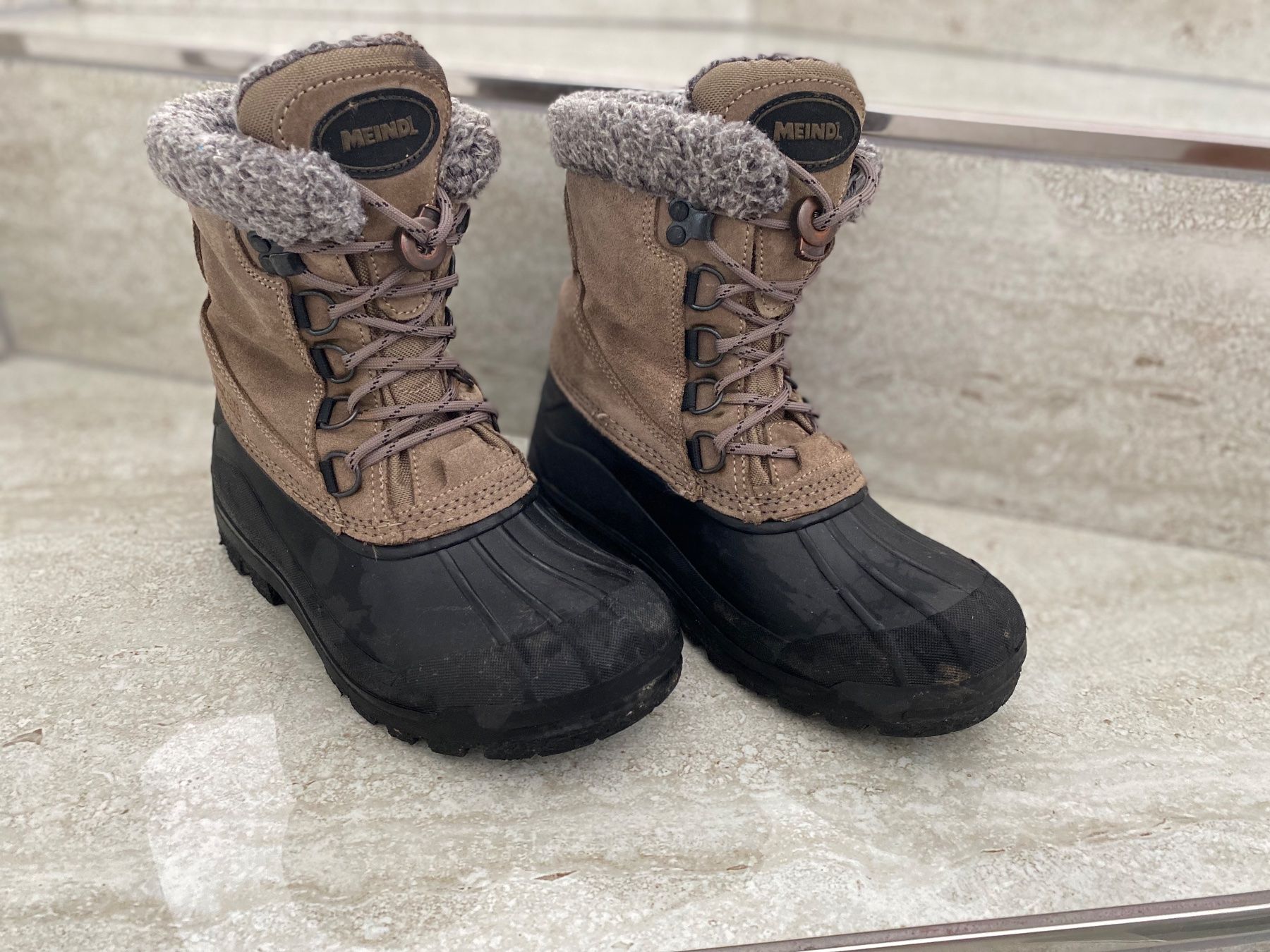 Scarpe da uomo: Meindl Winterschuhe Schneeschuhe Gr 36 – Usato da Birrwil venduto da Bendegriz 2