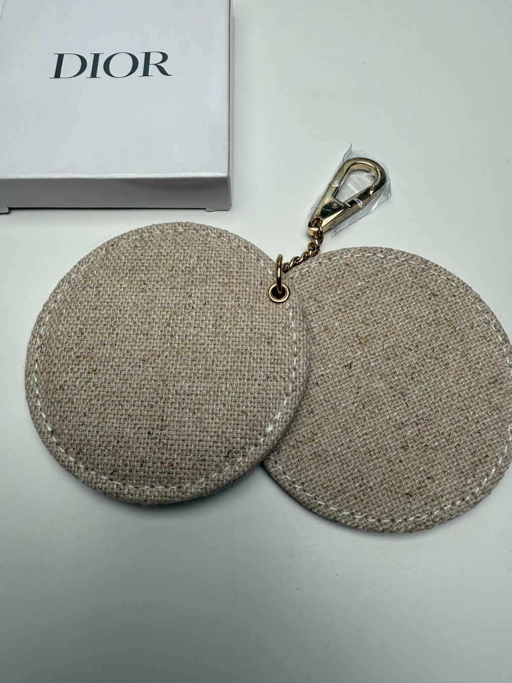 Dior Schlüsselanhänger & - bänder: Christian Dior 2-in-1 Mirror Charm – Neu und originalverpackt aus Genève von rosebud635 1