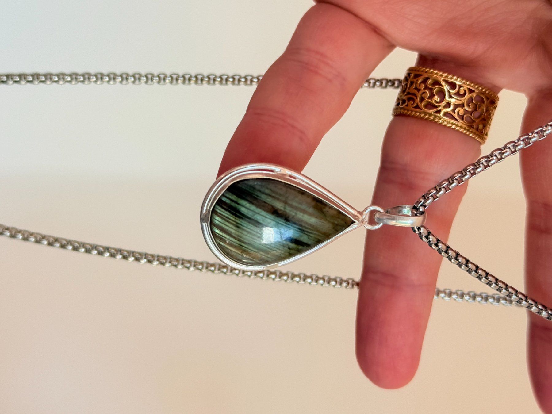 Catenine: Superbe collier Labradorite, neuf! – Nuovo e nell'imballaggio originale da Genève venduto da AGBERG 2