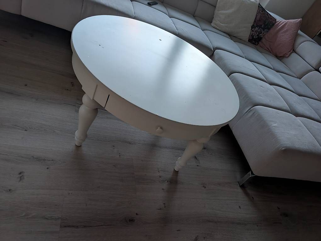 Tische: Gratis Salontisch – Gebraucht aus Bettwiesen von lala8 1