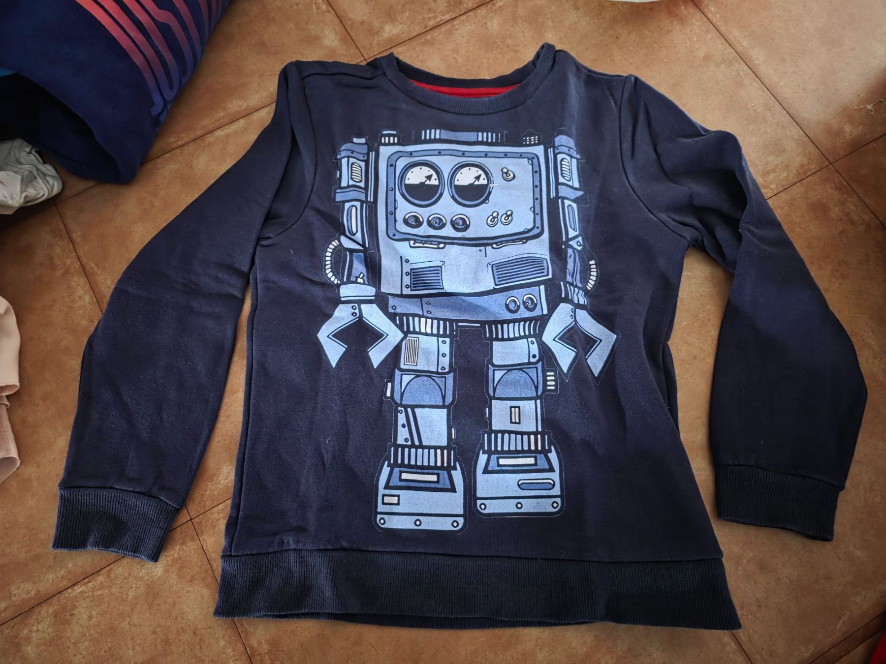 Desigual Maglioni & Felpe: 2 Desigual Pullover, Gr. 122/128 – Usato da Kandersteg venduto da nvo_65py 2