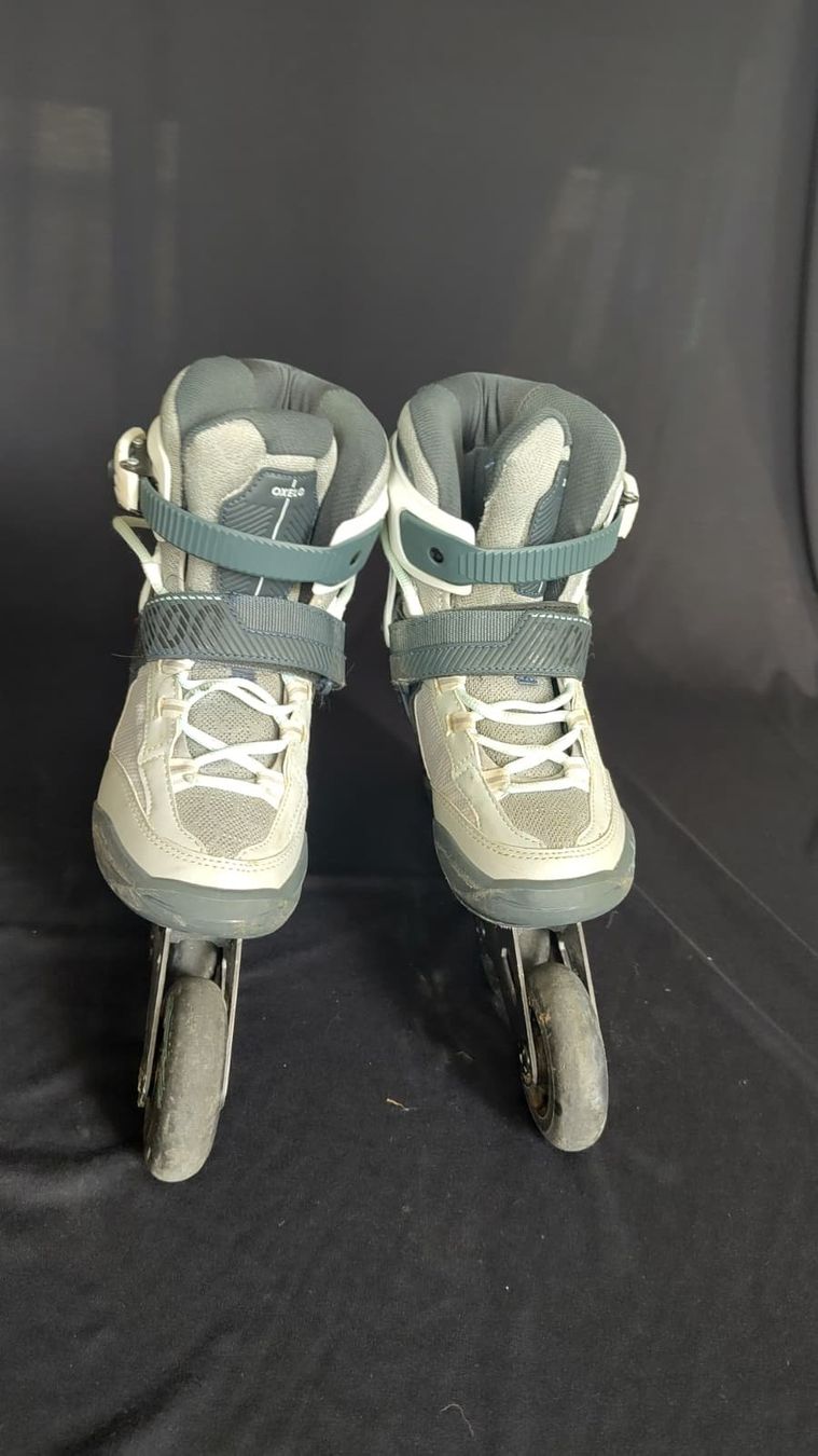 Decathlon Pattini in linea & Pattini a rotelle: Inlineskates Damen/Mädchen Grösse 37 – Usato da Buch am Irchel venduto da 4lmnts
