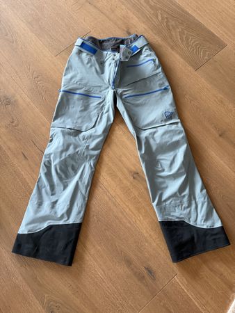 Norrona Lofoten Goretex pro Pants Size L