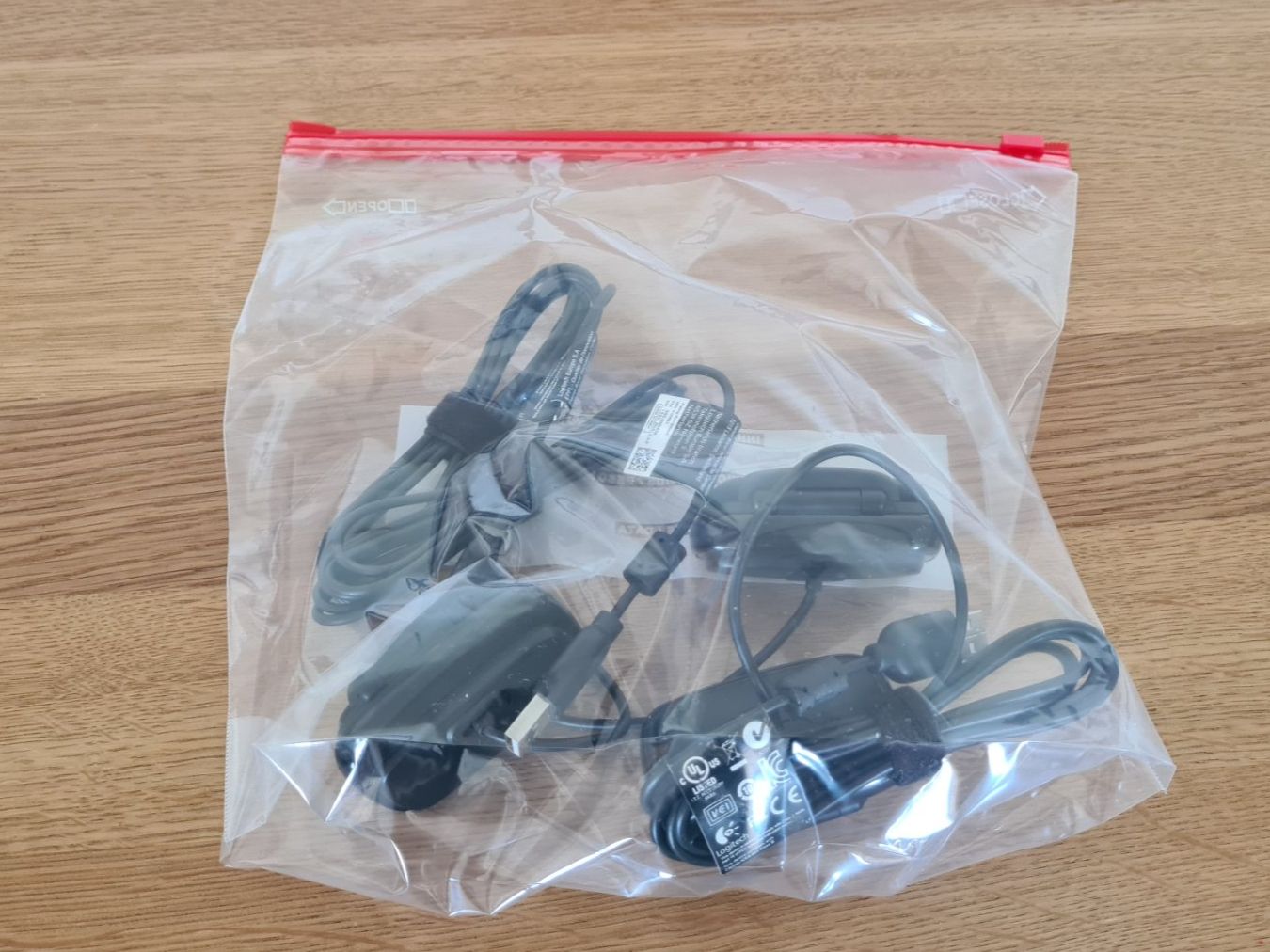 Logitech Webcams: 3x Logitech Webcam  B525 HD 720p USB / Neuwertig – Neu (gemäss Beschreibung) aus Winterthur von stufaphi 8