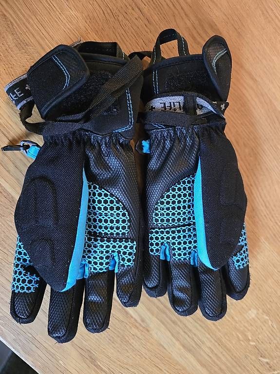 Guanti & manicotti: Gants de ski taille M – Usato da Ecuvillens venduto da agn_mbq7 2