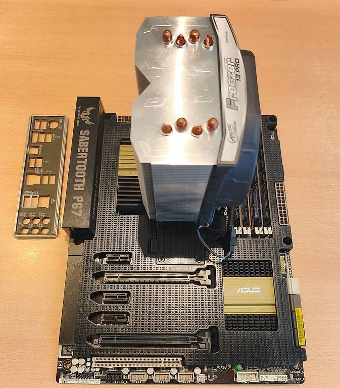 Cartes mère: Mainboard, RAM, CPU, Lüfter – D'occasion à Spiez par Roxiboxz