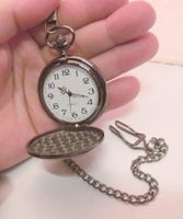 Neue Taschenuhr hochglänzend mit Kette
