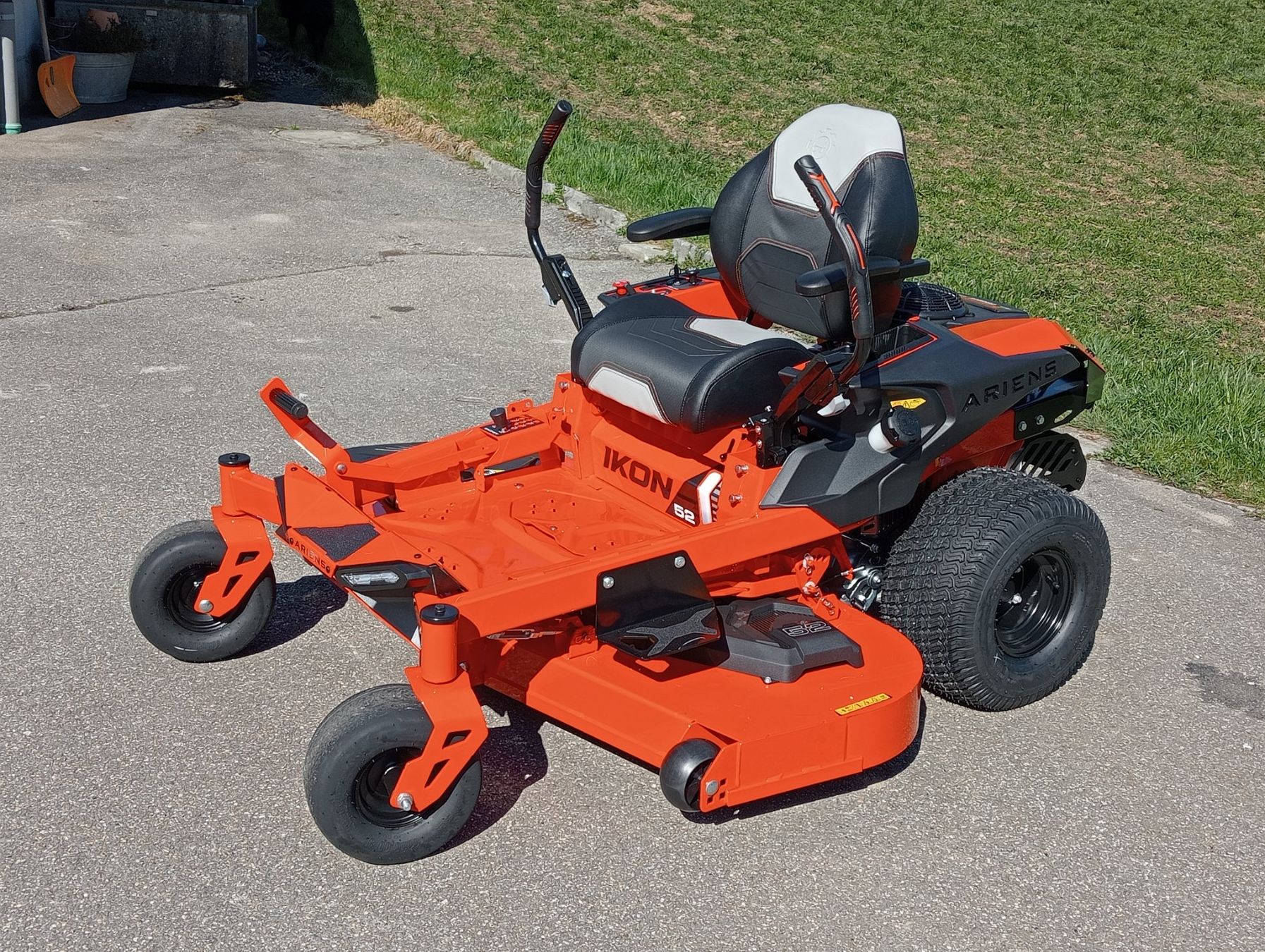 Agria Tagliaerba: Ariens Zero Turn Ikon 52 – Nuovo e nell'imballaggio originale da Rüegsbach venduto da HusqvarnaShop3418