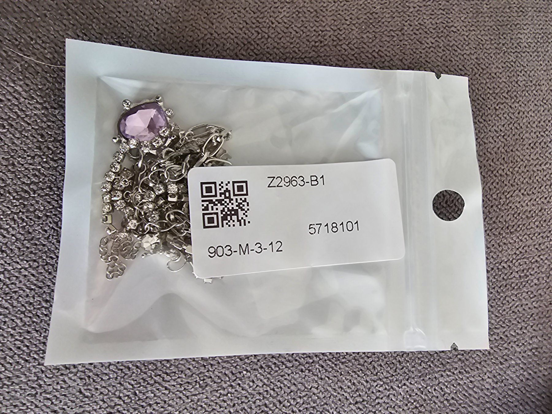 Catenine: Halskette mit Herzanhänger Lila – Nuovo e nell'imballaggio originale da Brunnen venduto da tan_5pl5 2