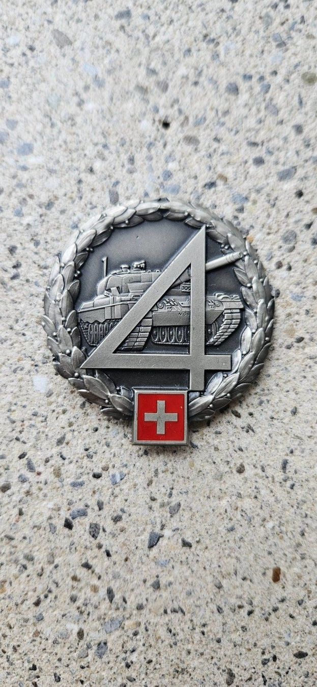 Schweizer Armee Plaketten & Abzeichen: *** Beretemblem Silber *** – Neu (gemäss Beschreibung) aus Riedholz von fr_sIruP