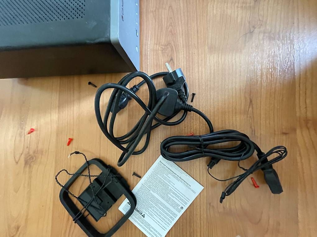 Ricevitori: Cambridge Audio AXR85 ricevitore stereo 85W – Usato da Lugano venduto da ShairCruz 1