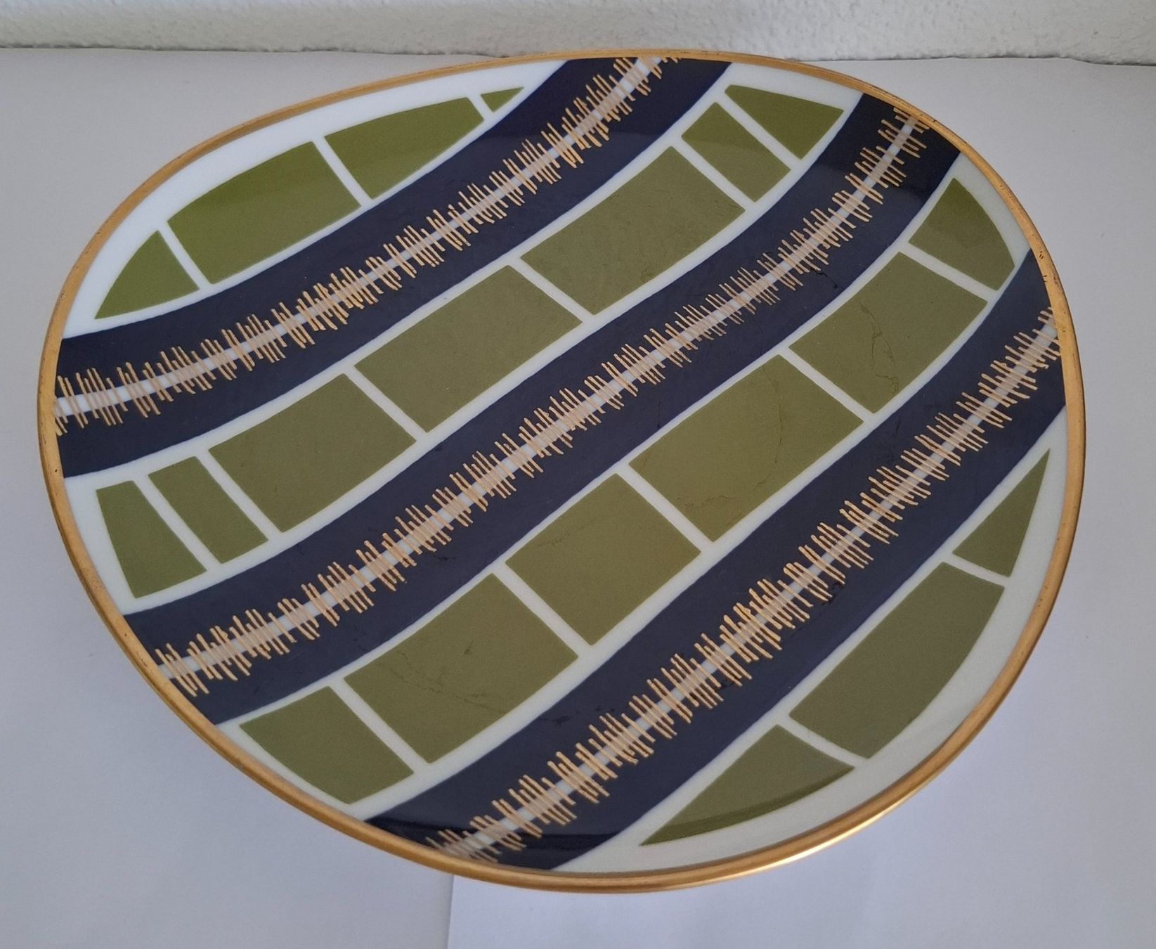 Piatti: Biskuit-Teller mit Gold-Dekor - Echt Kobalt ca. 1960 – Usato da Rothrist venduto da Clanx