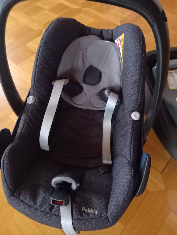 Maxi-Cosi Sièges auto: Maxi-Cosi mit Isofix Base – D'occasion à Rothenthurm par nbds 3