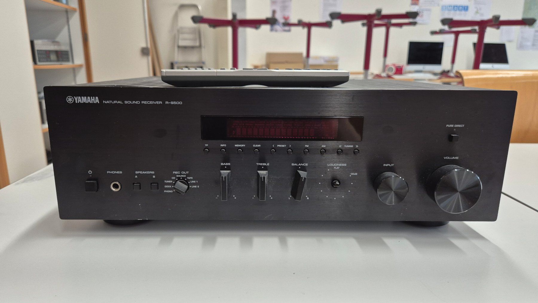 Ricevitori: Yamaha Receiver Verstärker R-S500 – Usato da Zürich venduto da Thevanboomer