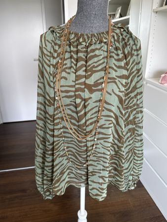 Luftige Damenbluse Zebra-Muster Kragen Rüschen Grösse S neu