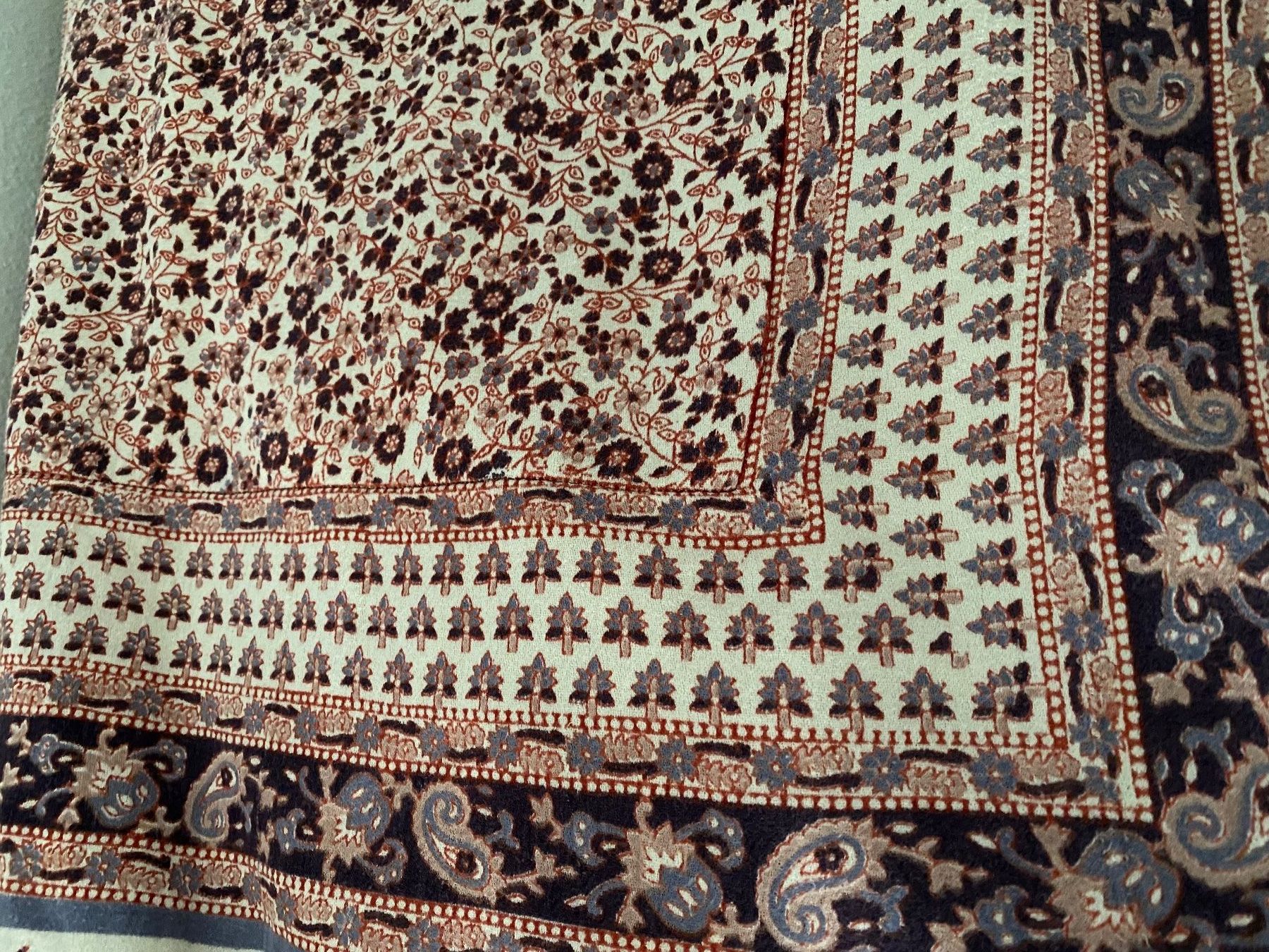 Coperte: Warme indische Tagesdecke – Usato da Rorbas venduto da tun_m7fz 7