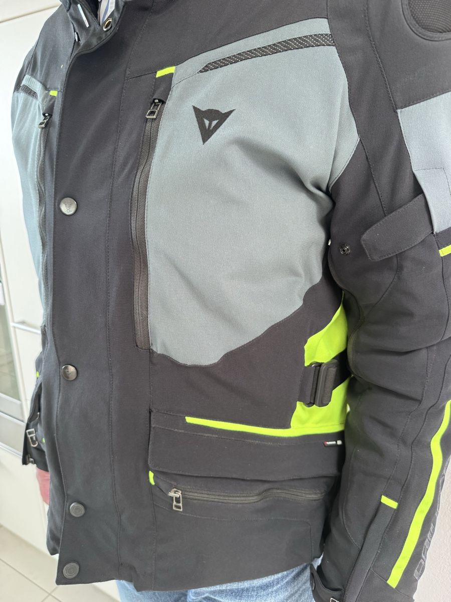 Dainese Jacken: Veste moto Dainese Carve Master 2 – Neu (gemäss Beschreibung) aus Zürich von Christian_1961 1