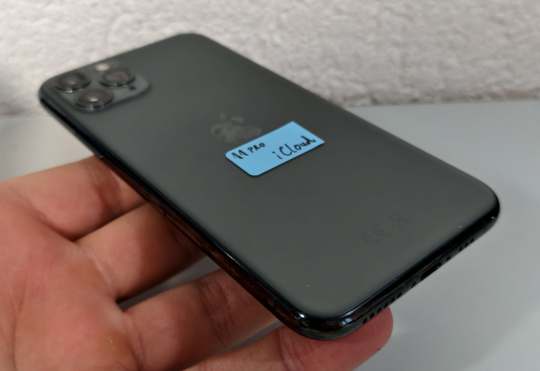 Apple Telefoni cellulari / Smartphones: iPhone 11 Pro – Difettoso da Ehrendingen venduto da Rocky985 2